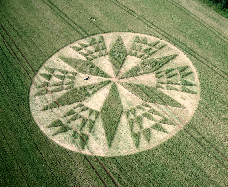 Burrow Hill Fort, Warwickshire crop circle, aerial photo 6