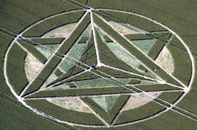 Wanborough Plain, Wiltshire crop circle, aerial photo 19