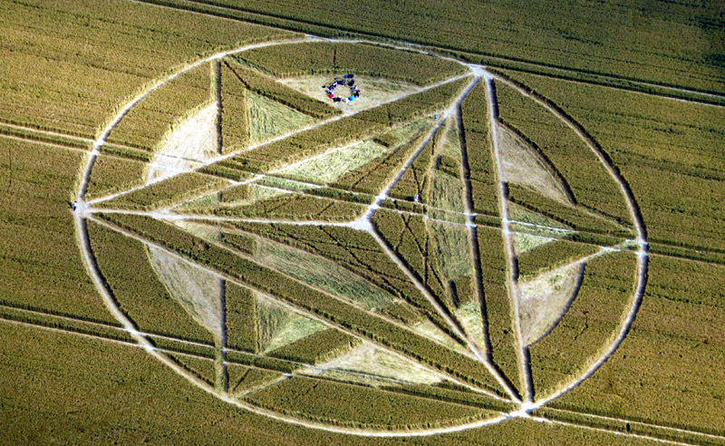 Wanborough Plain, Wiltshire crop circle, aerial photo 27
