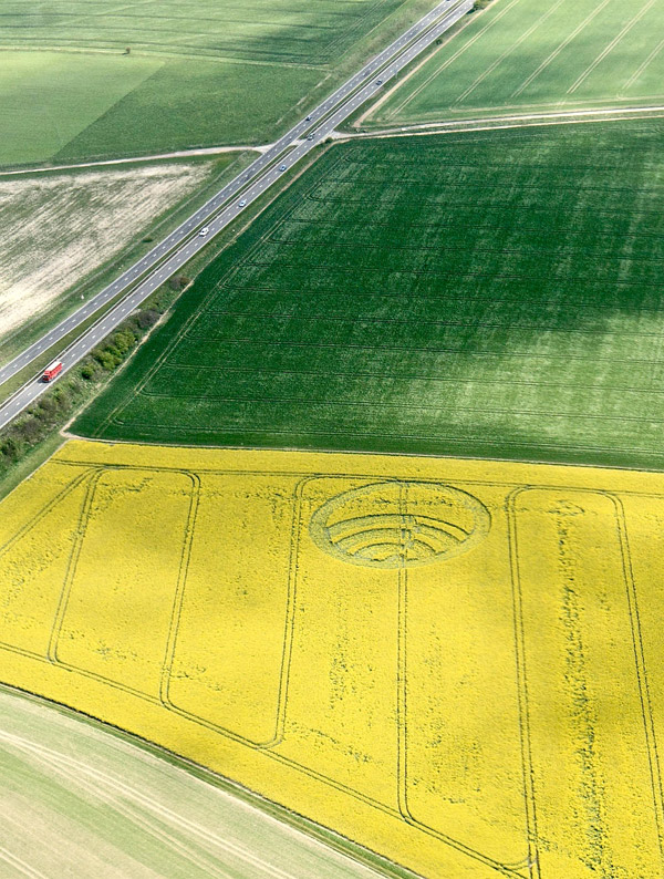Yarnbury Castle, Wiltshire crop circle, aerial photo 6