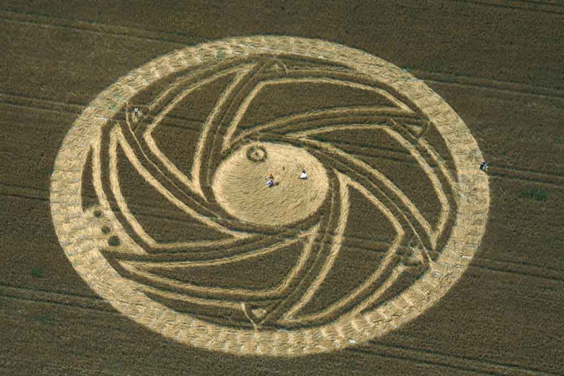 Etchilhampton Hill, Wiltshire crop circle, aerial photo 11