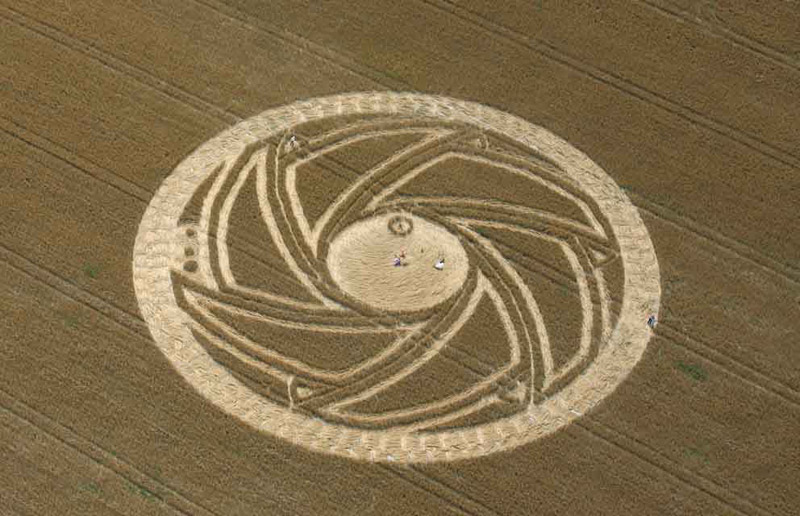 Etchilhampton Hill, Wiltshire crop circle, aerial photo 10