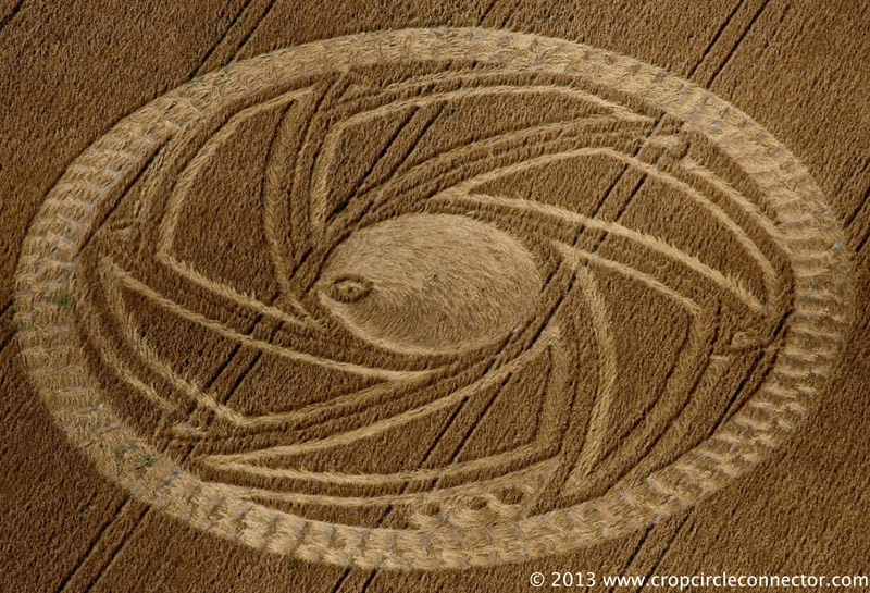Etchilhampton Hill, Wiltshire crop circle, aerial photo 5