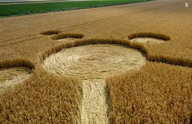 Standdaarbuiten, Netherlands crop circle, aerial photo 5