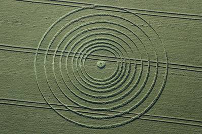 Avebury Trusloe, Wiltshire crop circle, aerial photo 57