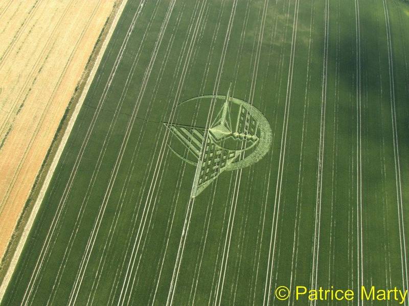 Avebury Trusloe, Wiltshire crop circle, aerial photo 16
