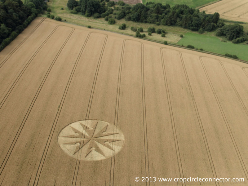 Chute Causeway, Wiltshire crop circle, aerial photo 5