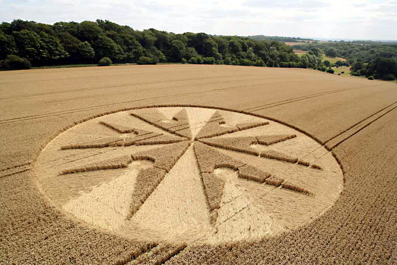 Chute Causeway, Wiltshire crop circle, aerial photo 11