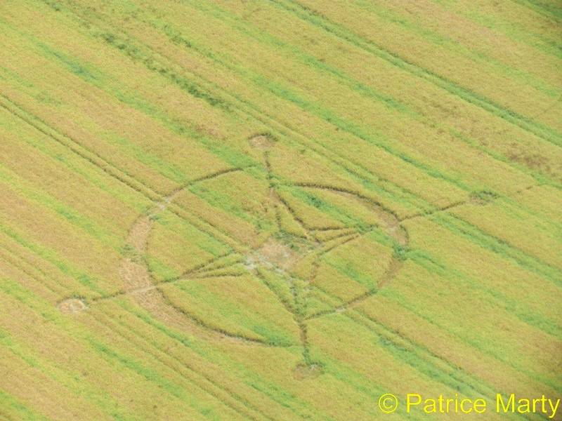 East Field, Wiltshire crop circle, aerial photo 6