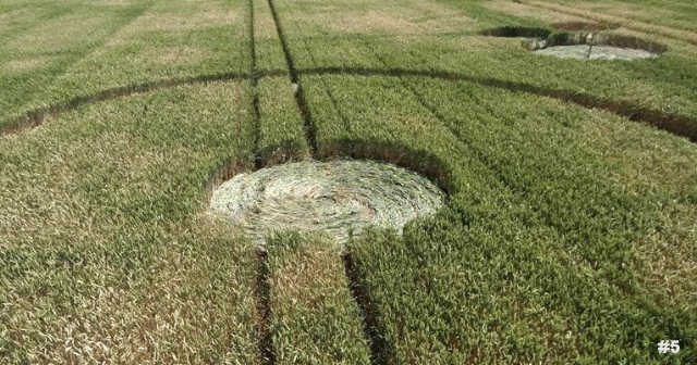Hoeven (2), Netherlands crop circle, aerial photo 5