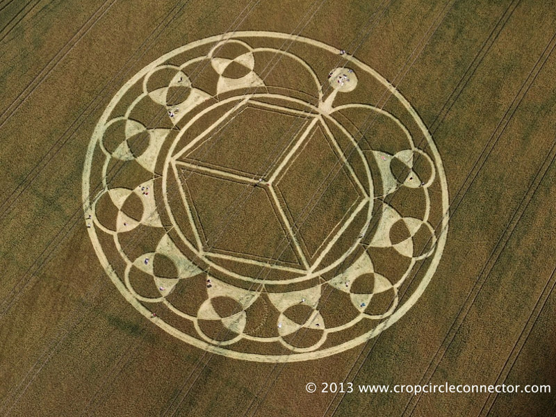 Monument Hill, Wiltshire crop circle, aerial photo 3