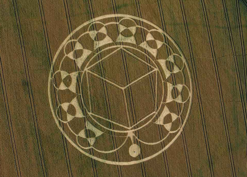 Monument Hill, Wiltshire crop circle, aerial photo 15