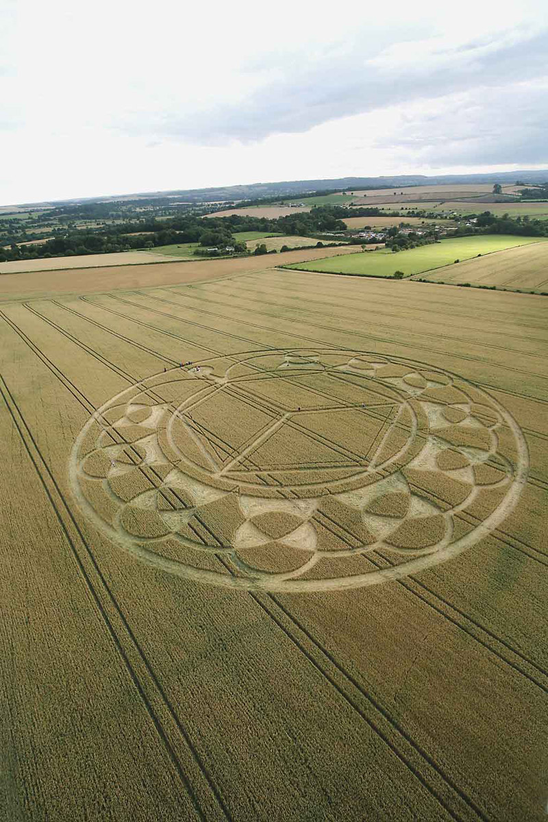 Monument Hill, Wiltshire crop circle, aerial photo 19