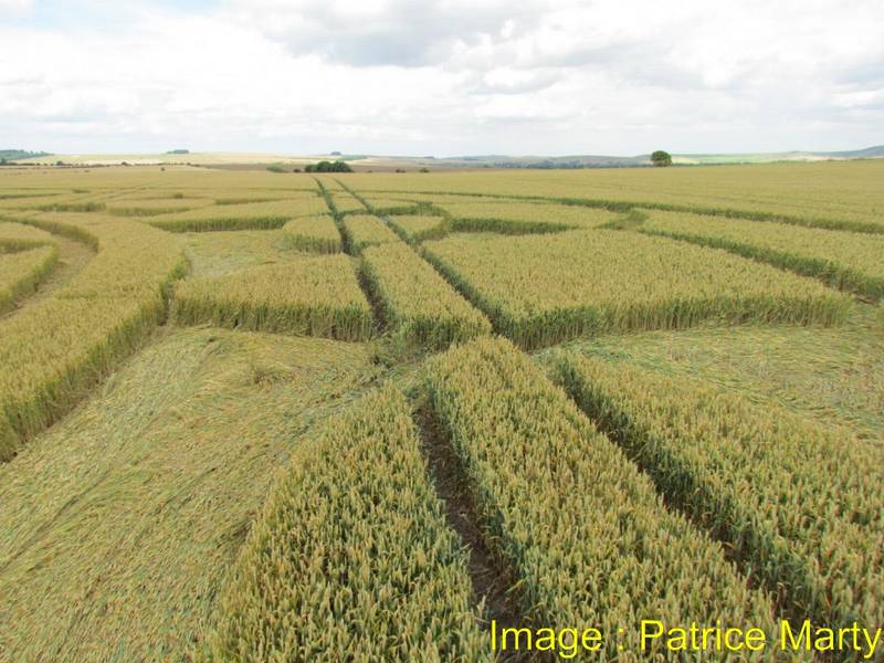 Monument Hill, Wiltshire crop circle, aerial photo 50