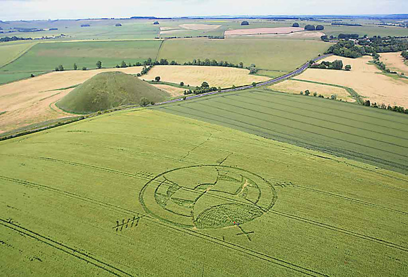 Silbury Hill, Wiltshire crop circle, aerial photo 5
