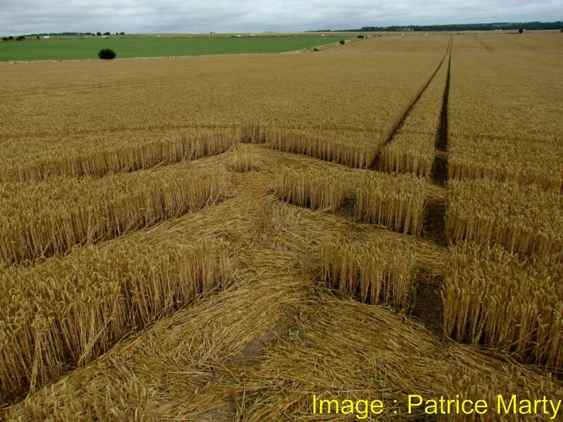 Stonehenge, Wiltshire crop circle, aerial photo 96