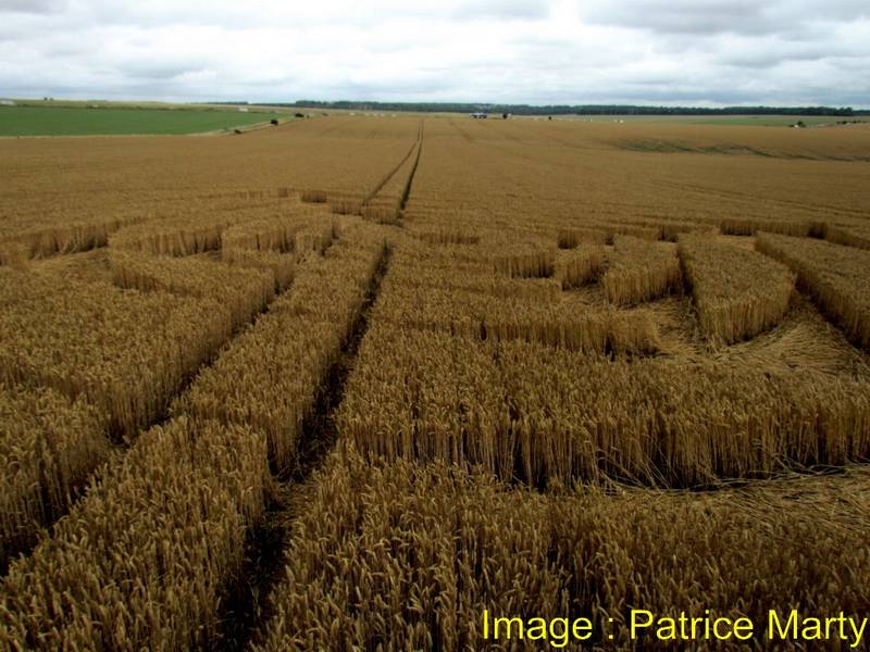 Stonehenge, Wiltshire crop circle, aerial photo 88
