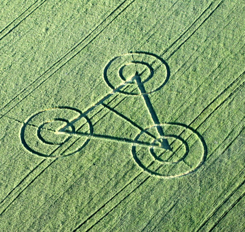 Crop pattern at Monroe County, Tennessee, USA crop circle, aerial photo 3