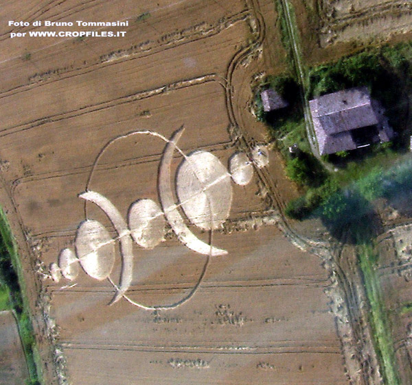 Lizzano, Forlì), Italy crop circle, aerial photo 2