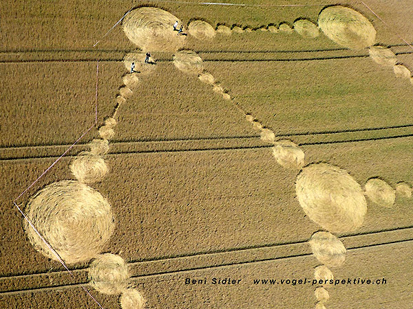 Morrens, nr Lausanne, Switzerland crop circle, aerial photo 3