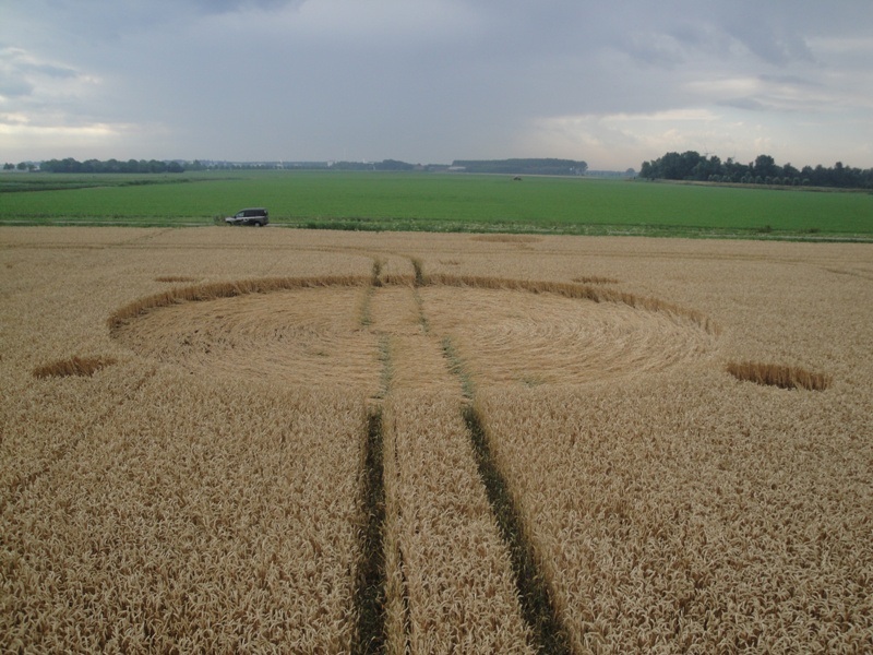 Zevenbergen (2), Noord Brabant, Netherlands crop circle, aerial photo 3