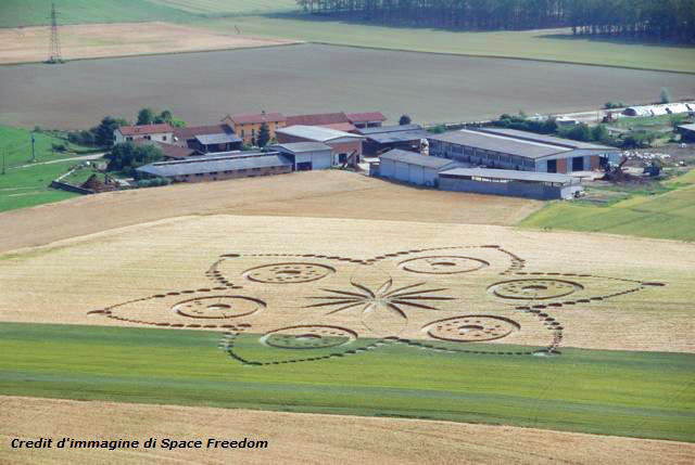 Poirino (Torino), Italy crop circle, aerial photo 2
